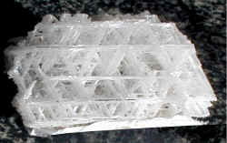 cerusite..jpg (72047 bytes)