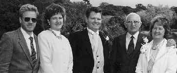 family.kids.jpg (44865 bytes)