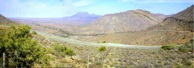 uitsig.rivierloop211.jpg (362006 bytes)